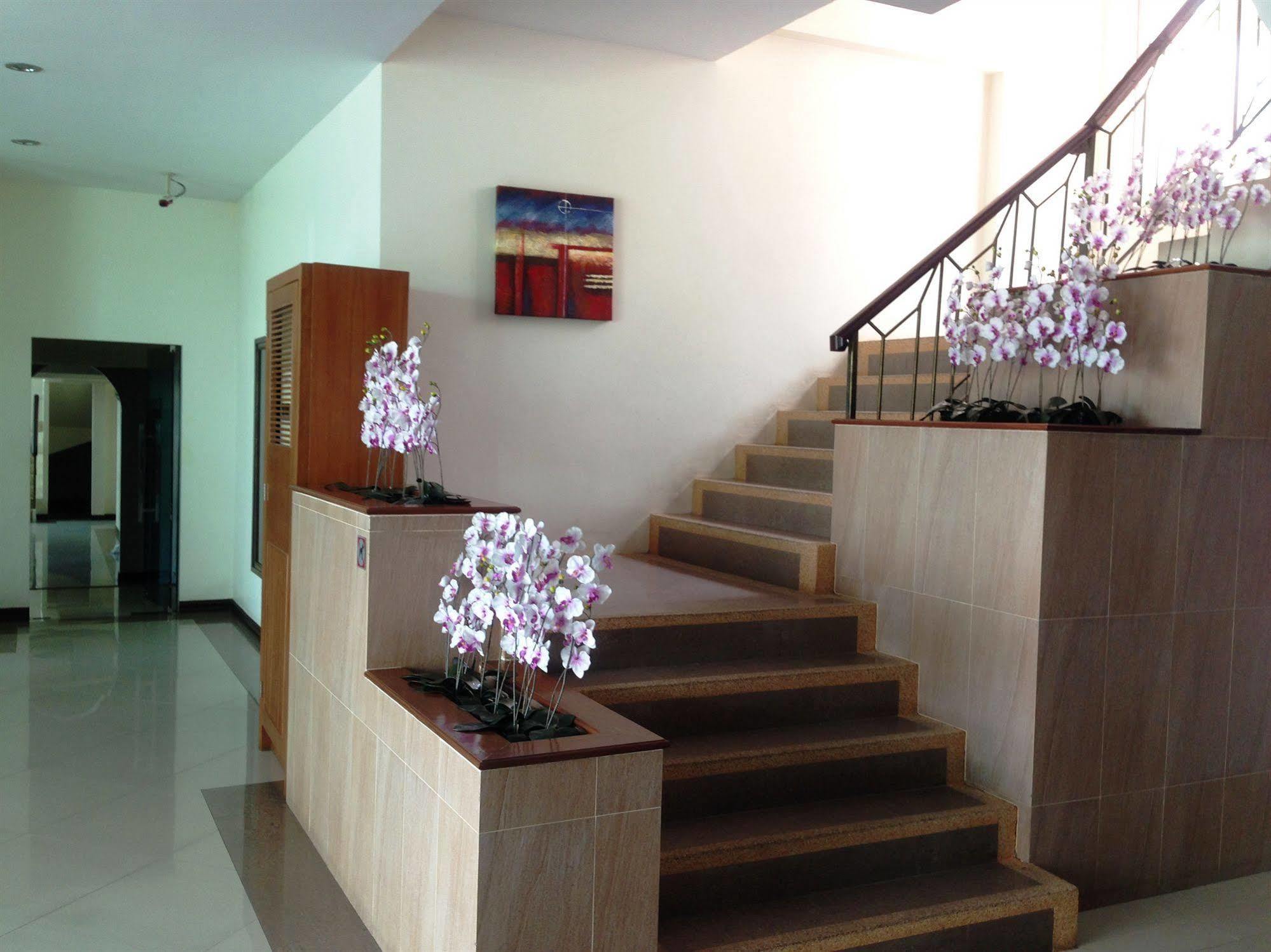 The New Eurostar Jomtien Beach Hotel エクステリア 写真