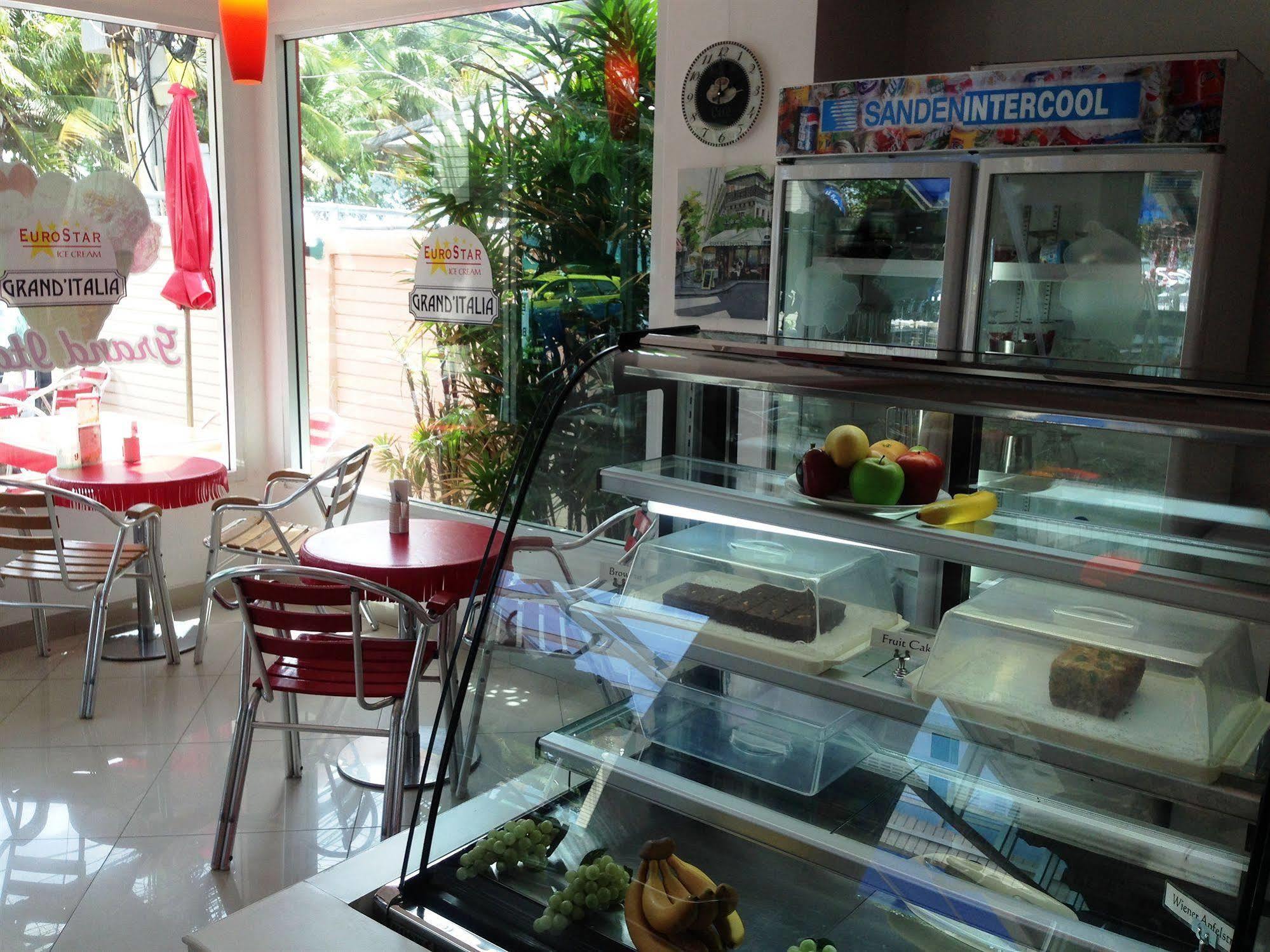The New Eurostar Jomtien Beach Hotel エクステリア 写真