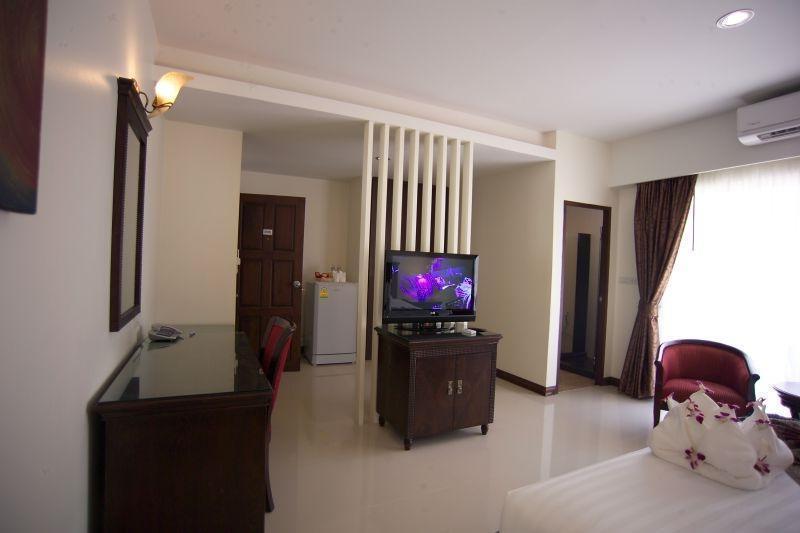 The New Eurostar Jomtien Beach Hotel エクステリア 写真